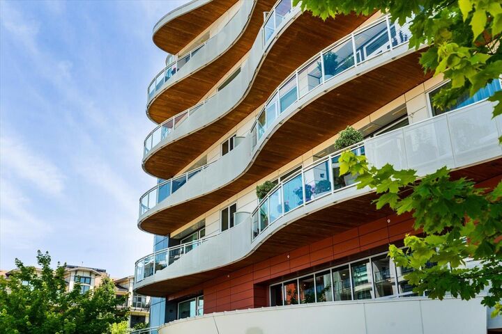 Property Photo: 20416 Park Avenue 304 BC V3A 0N2