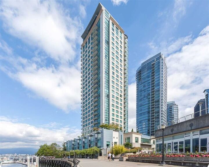 Property Photo: 323 Jervis Street 2302 BC V6C 3P8