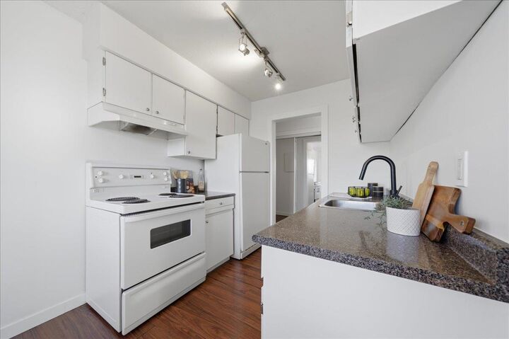 Property Photo: 15238 100 Avenue 314 BC V3R 7T9