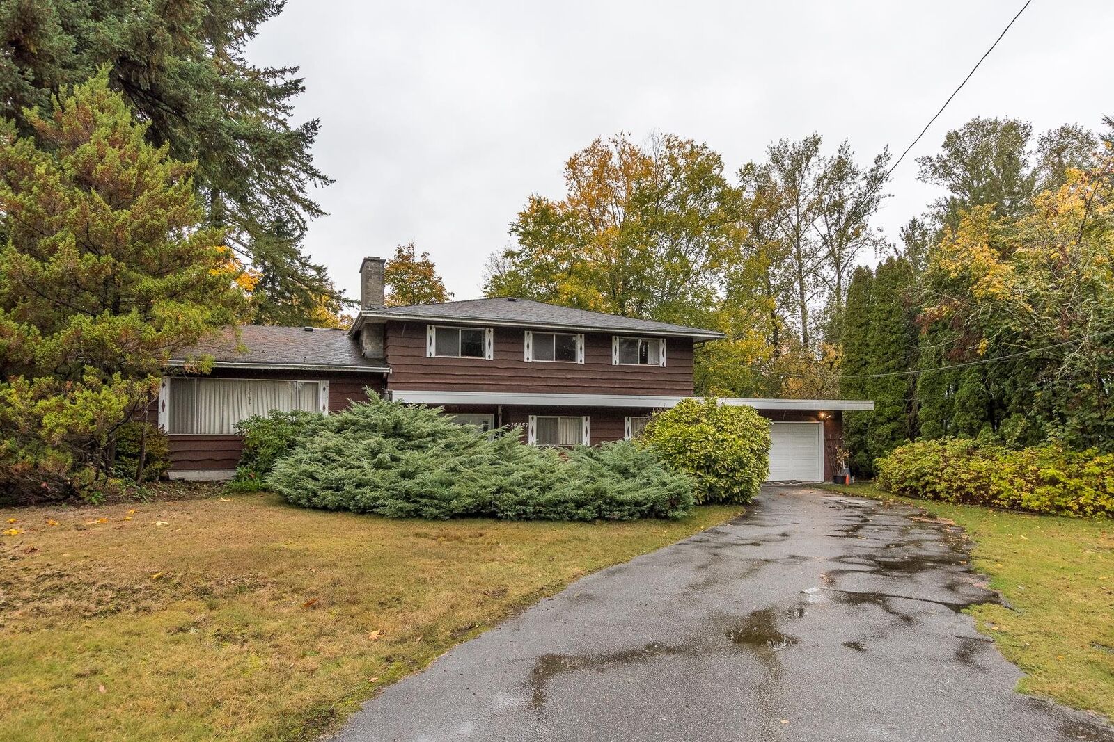 Property Photo: 14457 110 Avenue BC V3R 2A4