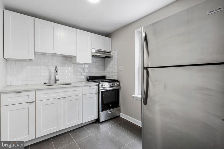 Property Photo:  1929 Christian Street 31  PA 19146 