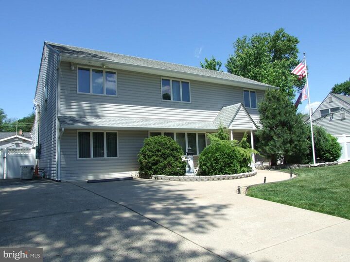 Property Photo:  106 Juniper Drive  PA 19056 