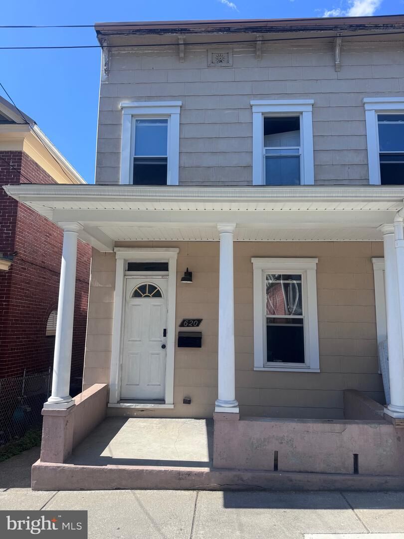 Property Photo:  620 Fairview Avenue  MD 21502 