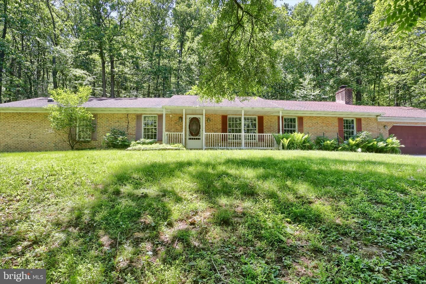Property Photo:  820 New Valley Road  PA 17053 