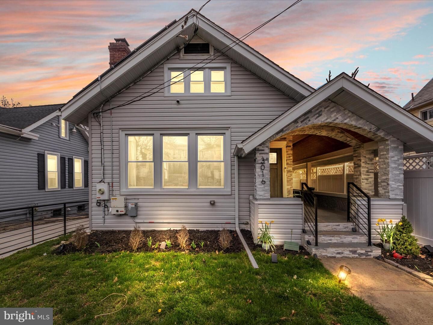 Property Photo:  3016 Thayer Street NE  DC 20018 