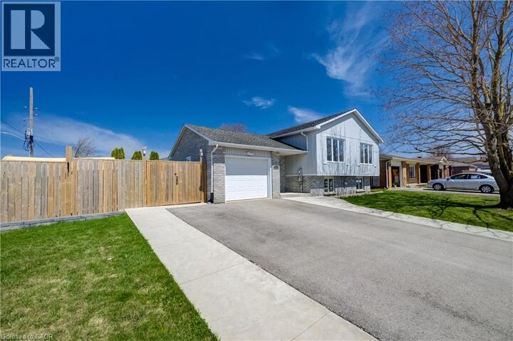 Property Photo: 103 Melissa Crescent ON N0G 2L3