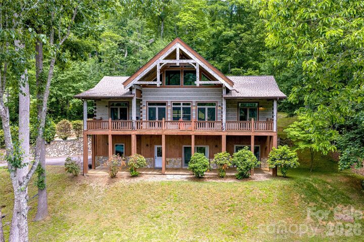 Property Photo: 170 Cradling Cove NC 28785