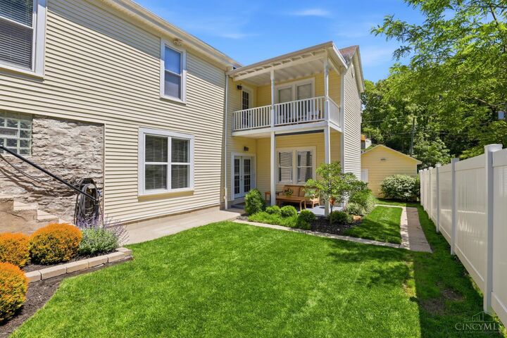 Property Photo:  536 Delta Avenue  OH 45226 