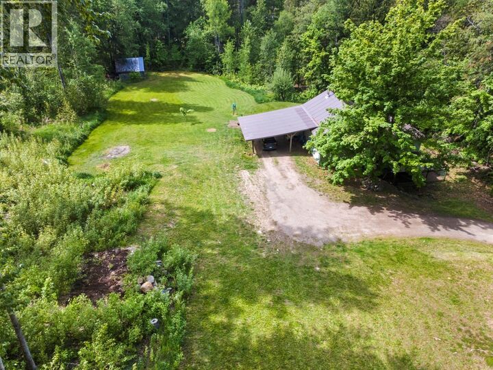Property Photo: 5510 Duck Creek Road BC V0B 2N2