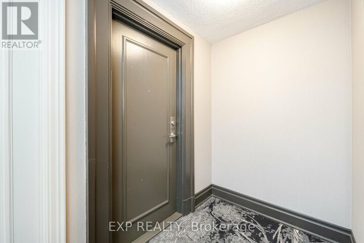 Property Photo: 1103 Leslie Street 1103 ON M3C 4G8