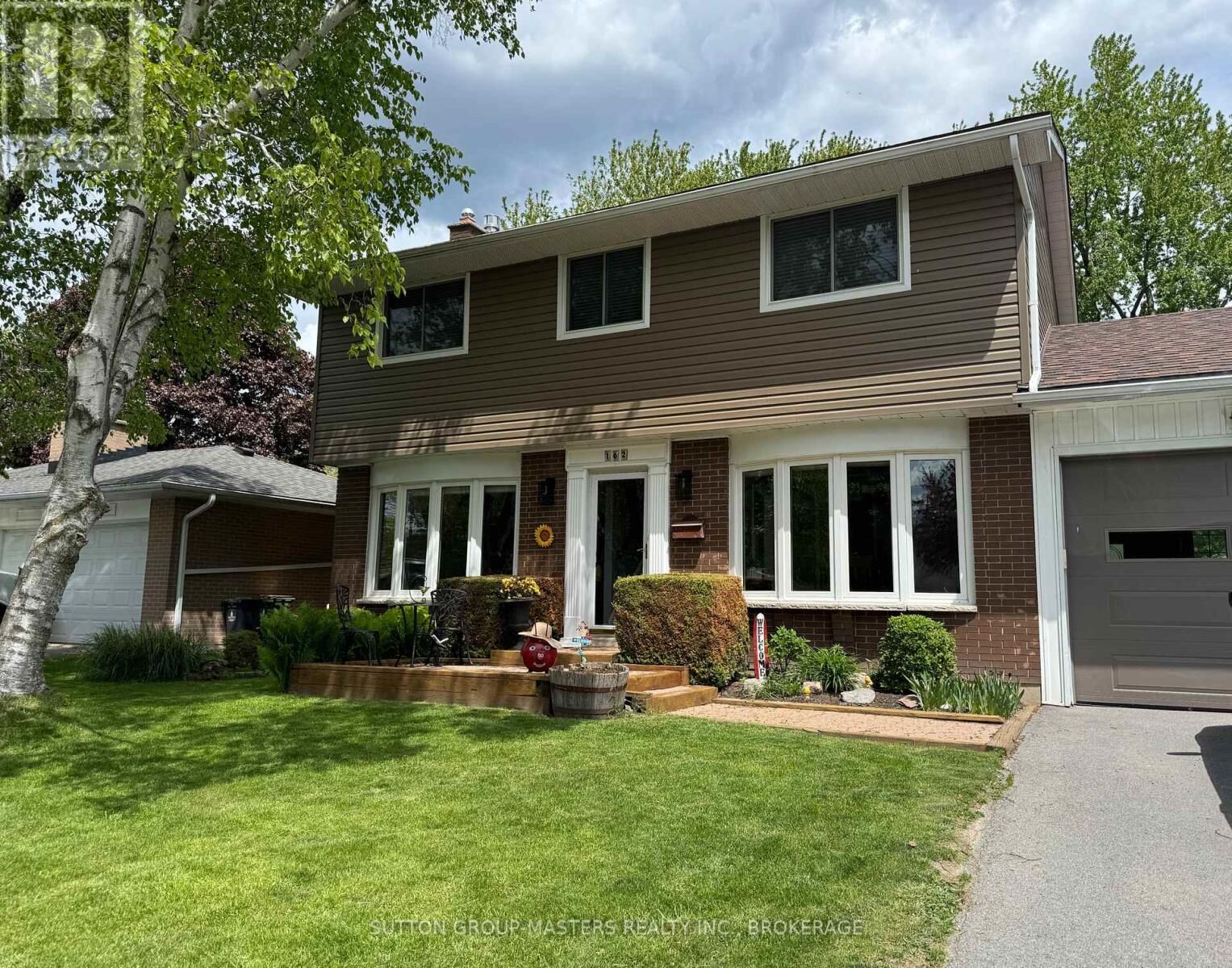 Property Photo: 162 Chelsea Road ON K7M 3Y8