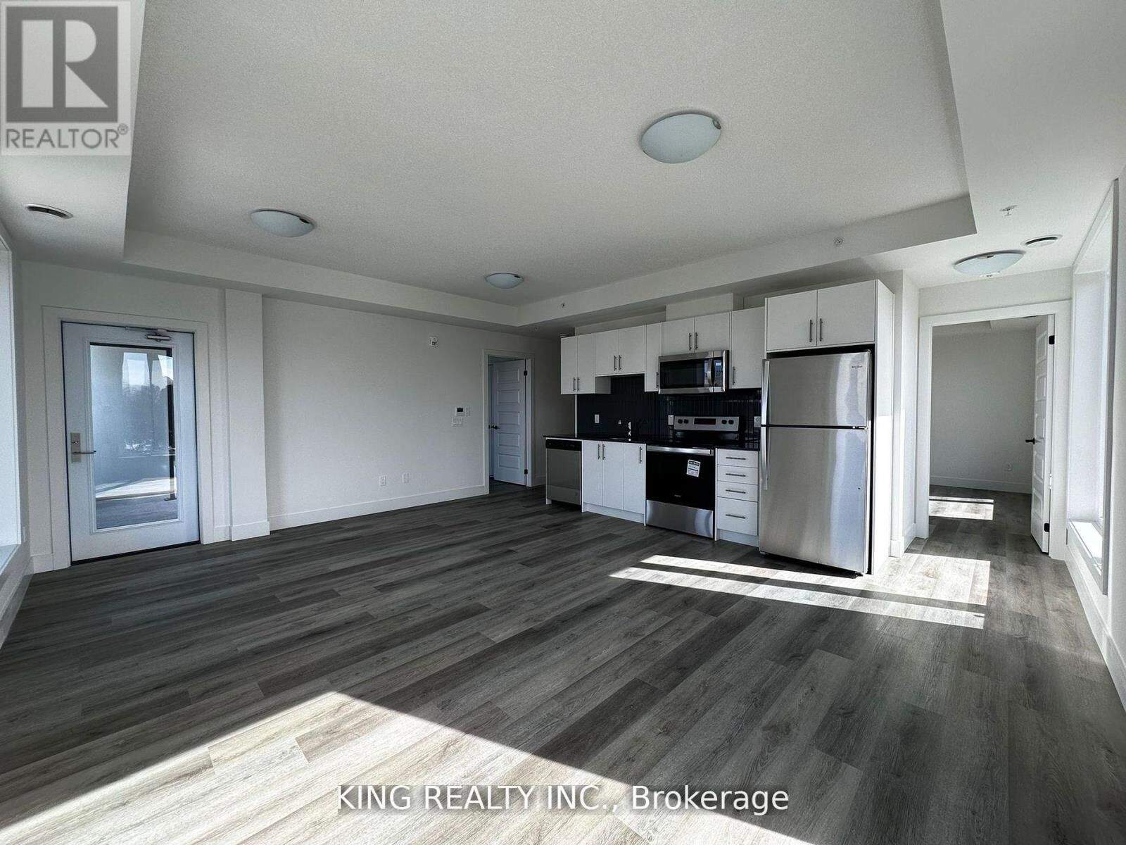 Property Photo:  107 Roger Street 614  ON N2J 0G3 