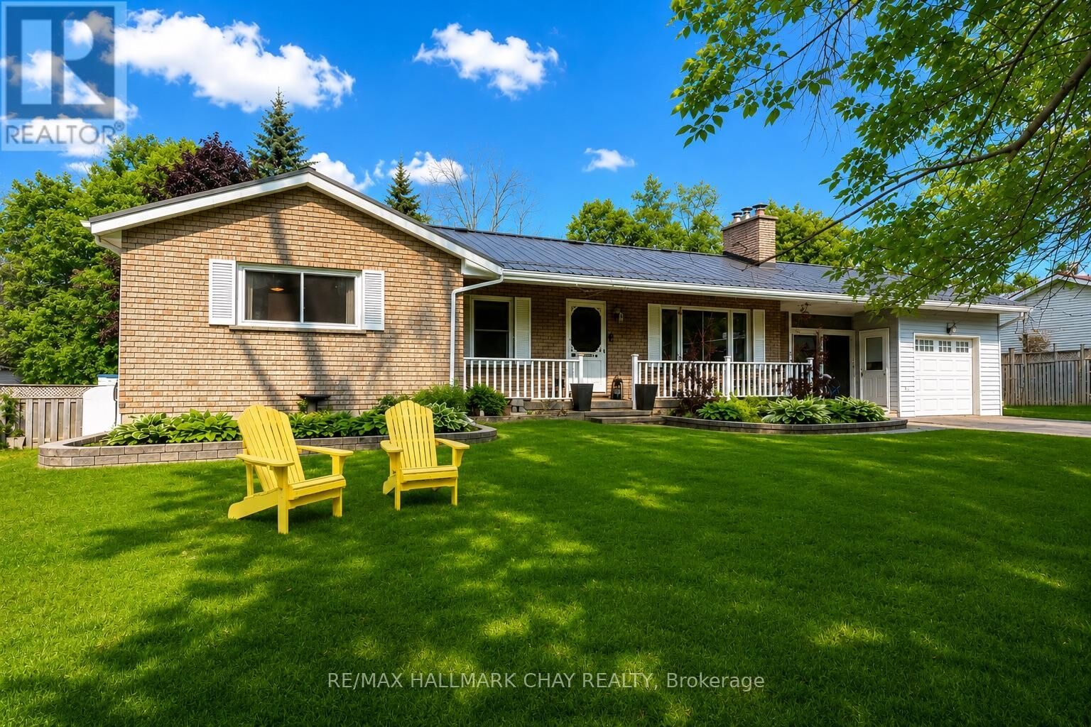 Property Photo:  4049 Bayview Avenue  ON L3V 6H7 