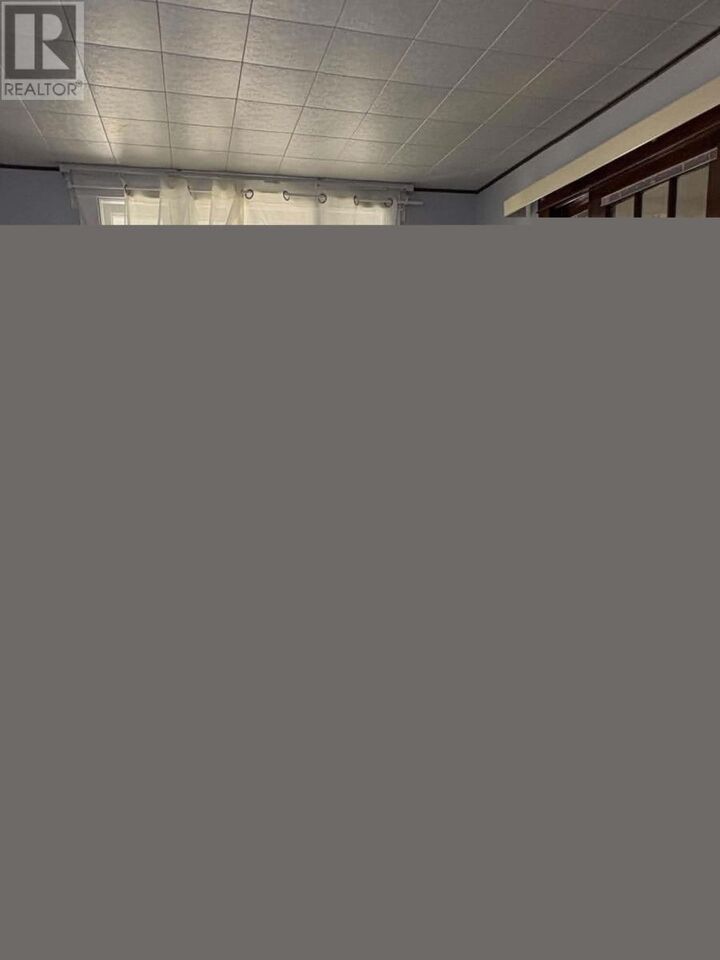 Property Photo:  310 Brodie St N  ON P7C 3S7 