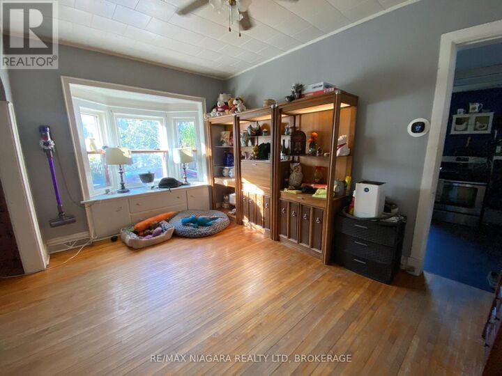 Property Photo:  84 Waterloo Street  ON L2A 3J7 