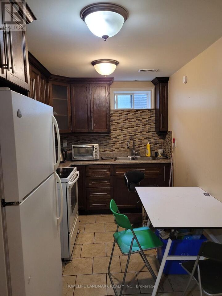 Property Photo:  4397 Trail Blazer Way Lower  ON L5R 0C5 