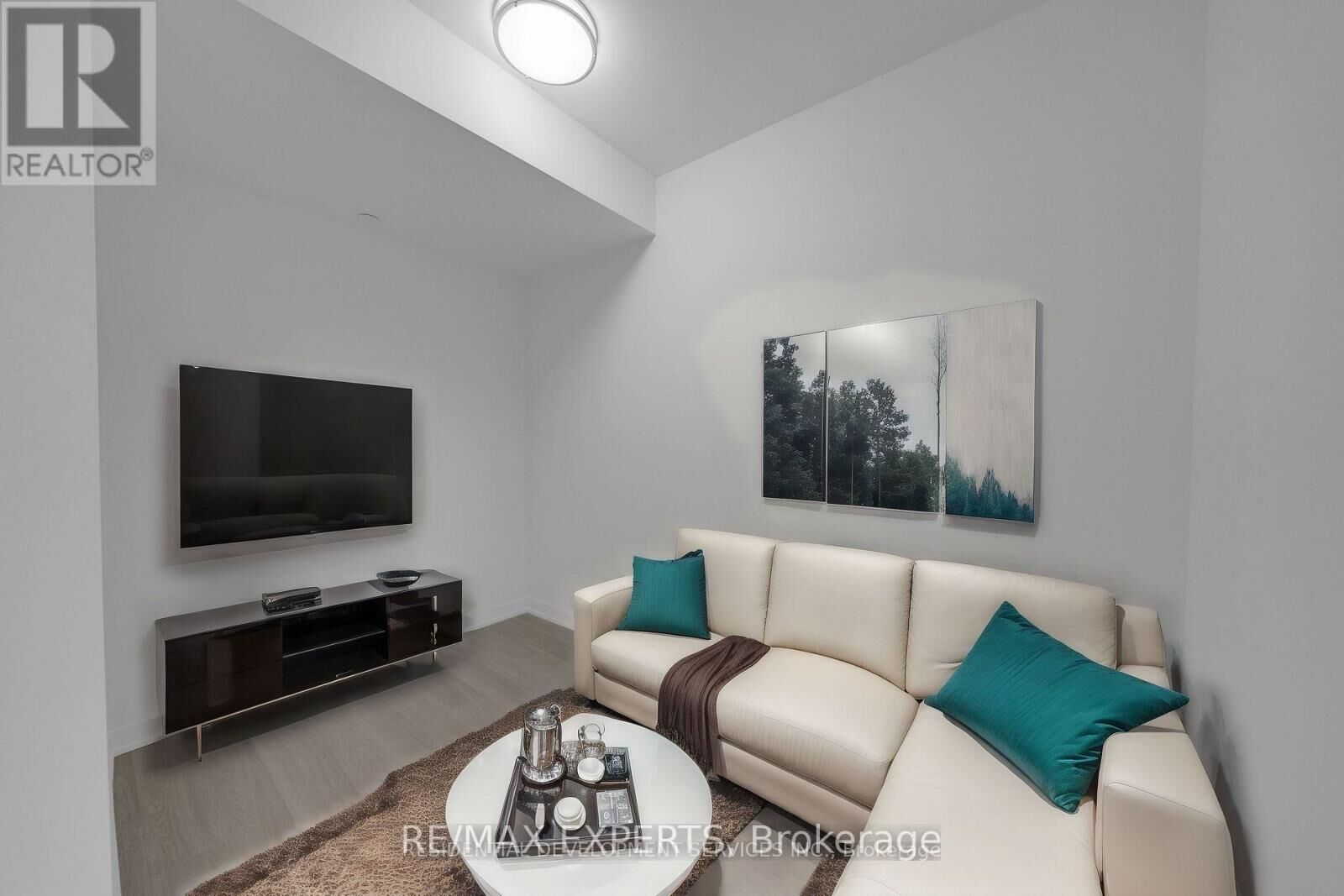 Property Photo: 500 Wilson Avenue 237 ON M3H 0E5