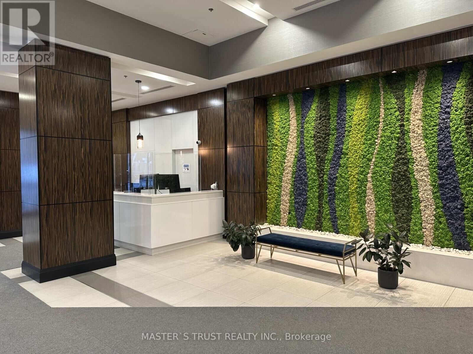 Property Photo:  19 Grand Trunk Crescent 3908  ON M5J 3A3 