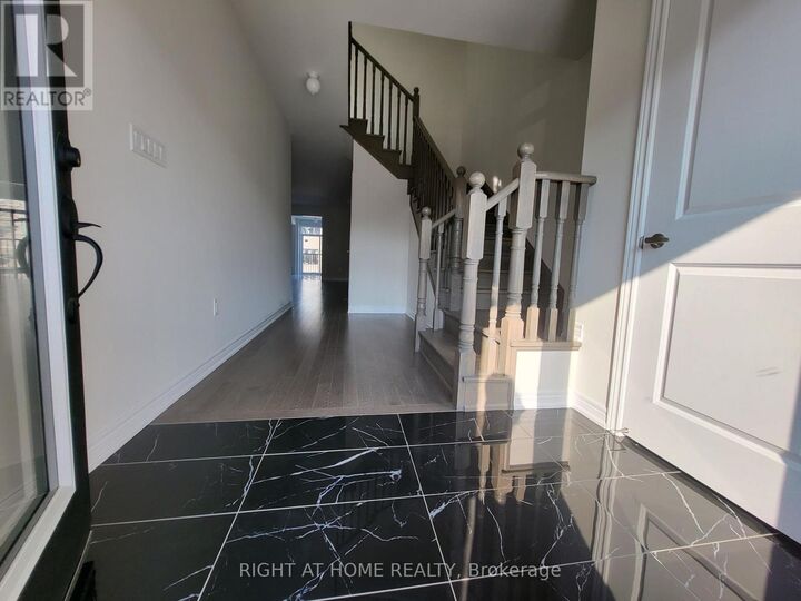 Property Photo: 2117 Coppermine ( Upper) Street ON L1H 9L7