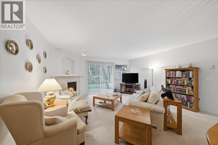 Property Photo: 12071 232B Street 23 BC V2X 0Z7