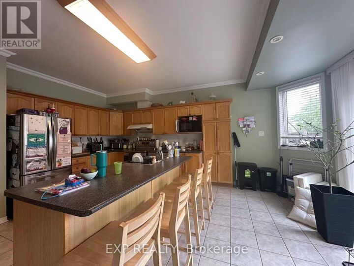 Property Photo:  256 Scout Street  ON K2C 4E6 