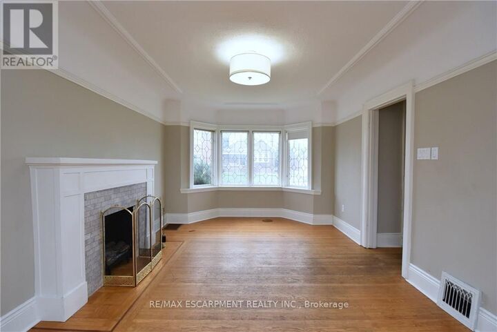 Property Photo: 278 Huxley Avenue South ON L8K 2R4