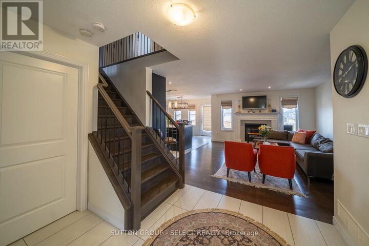 Property Photo: 1825 Couldridge Way ON N6G 0L6
