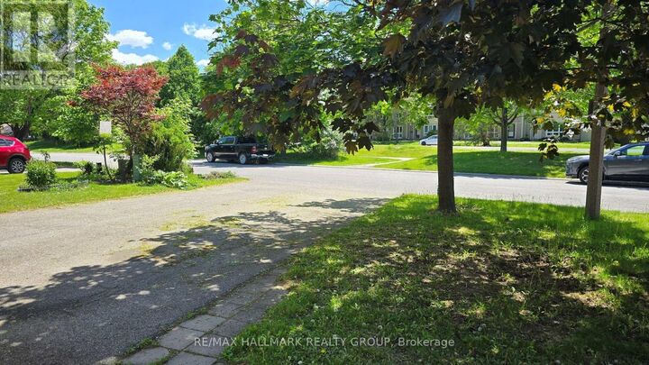 Property Photo:  55 Cohen Avenue  ON K2L 4E6 