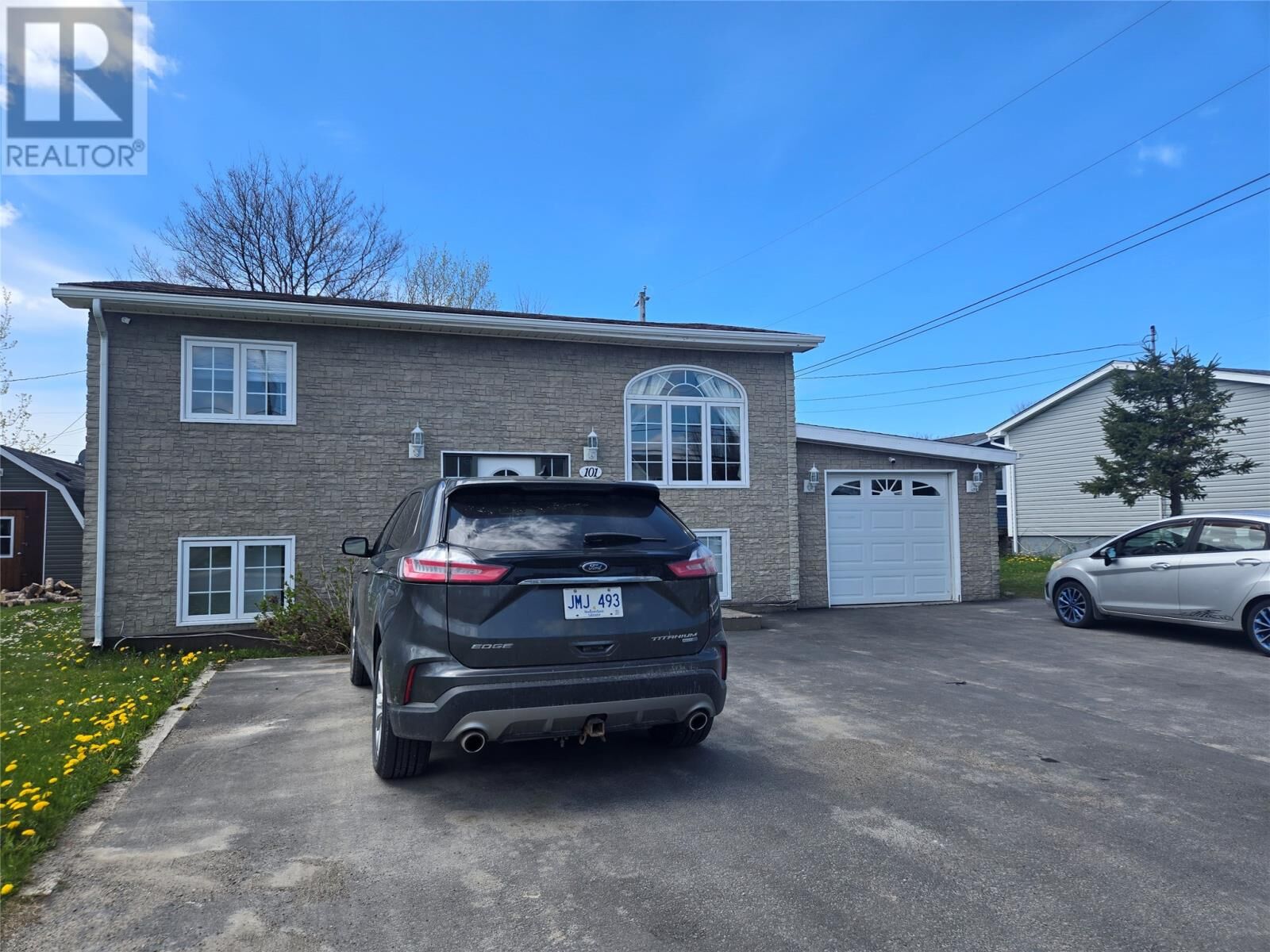 Property Photo:  101 Queen Street  NL A2N 2N1 