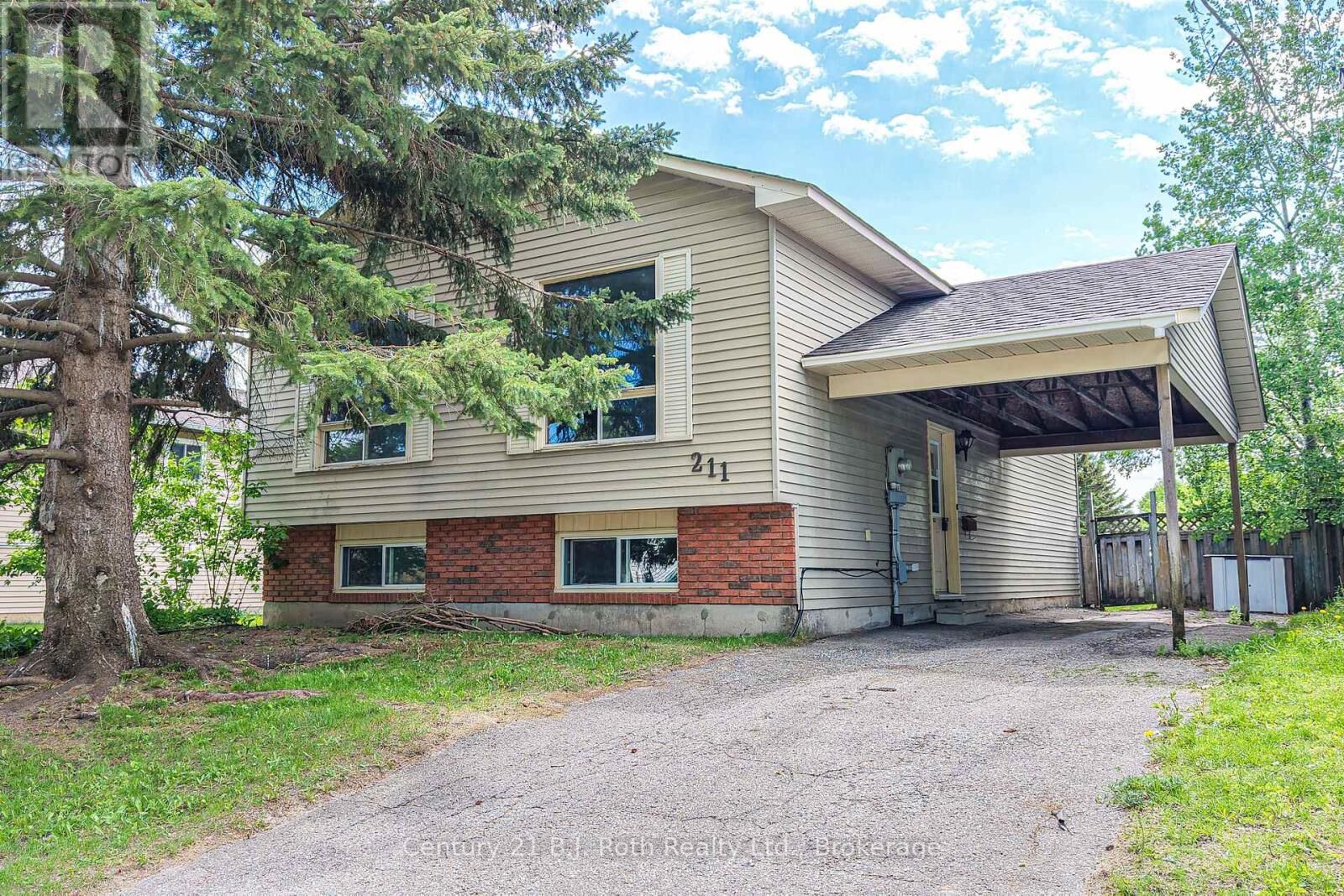 Property Photo: 211 Westmount Drive South ON L3V 6E5