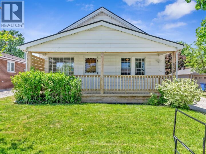 Property Photo:  653 Labute  ON N8N 2B2 