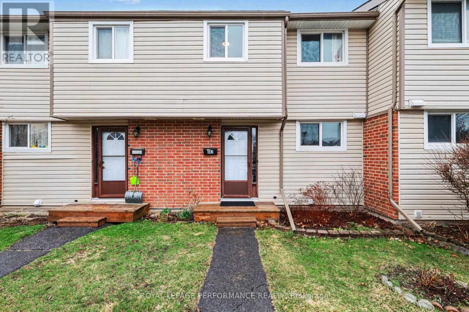 Property Photo: 1441 Palmerston Drive 307 ON K1J 8N9
