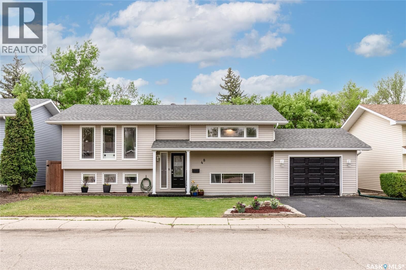 Property Photo:  48 Aster Crescent  SK S6J 1A7 
