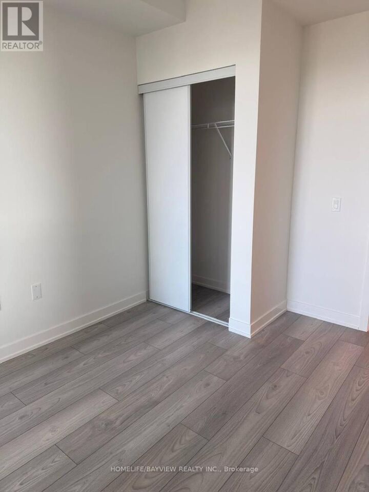 Property Photo: 110 Broadway Avenue 1313S ON M4P 1V3
