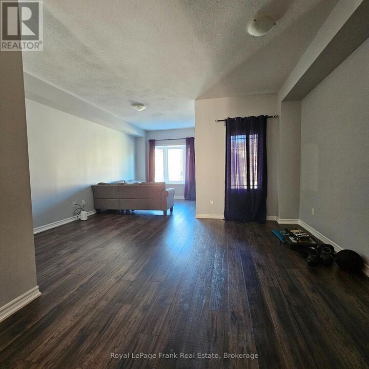 Property Photo:  41 Milson Crescent  ON L0M 1B4 