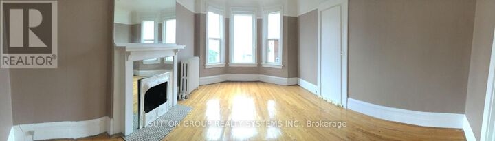 Property Photo:  497 Annette Street 1  ON M6P 1S1 