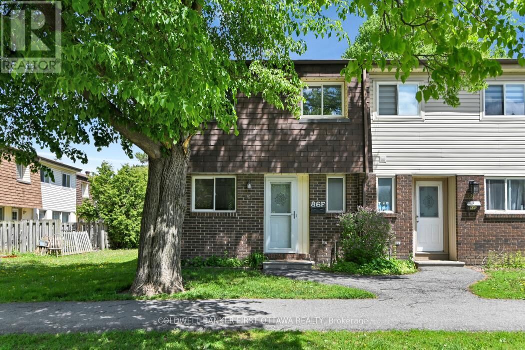 Property Photo:  86F Seyton Drive  ON K2H 8W5 