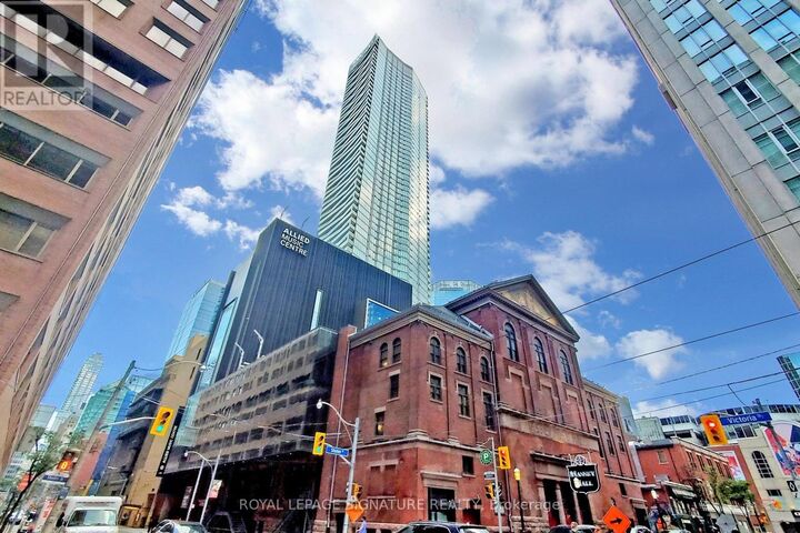 Property Photo: 197 Yonge Street 4409 ON M5B 1M4