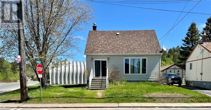 Property Photo: 60 Third Ave N ON