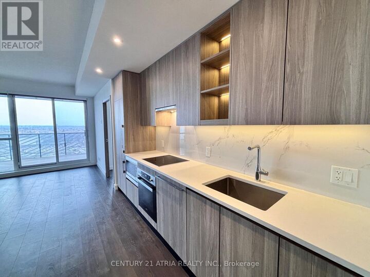Property Photo: 27 McMahon Drive 1011 ON M2K 0J2