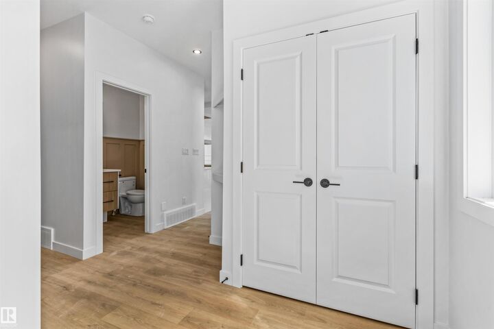 Property Photo: 165 Elliott Wynd AB T8L 1V1