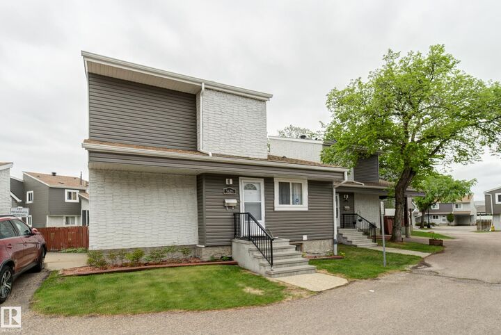 Property Photo: 5626 19A Avenue NW AB T6L 2B9