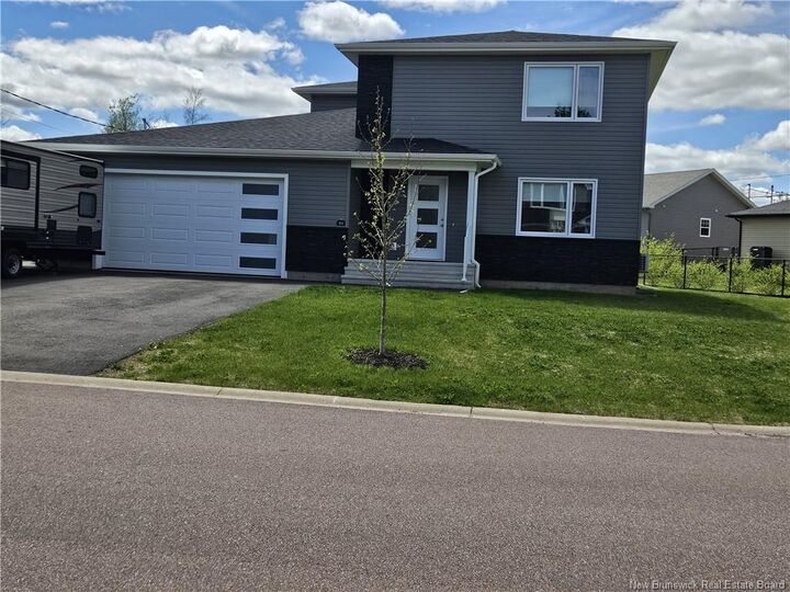 Property Photo:  94 Salengro Crescent  NB E1E 4R7 