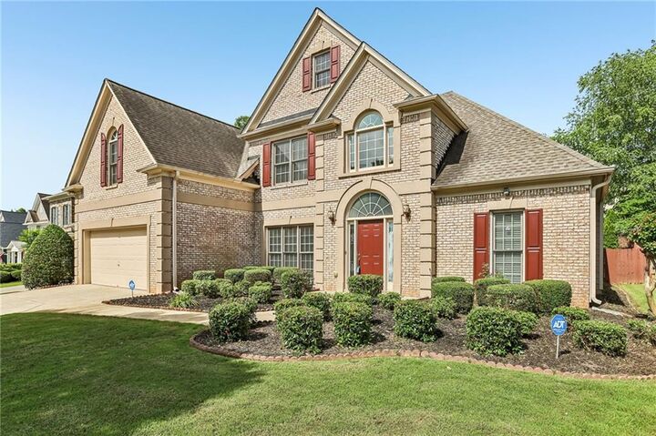Property Photo:  810 Freedom Way  GA 30040 