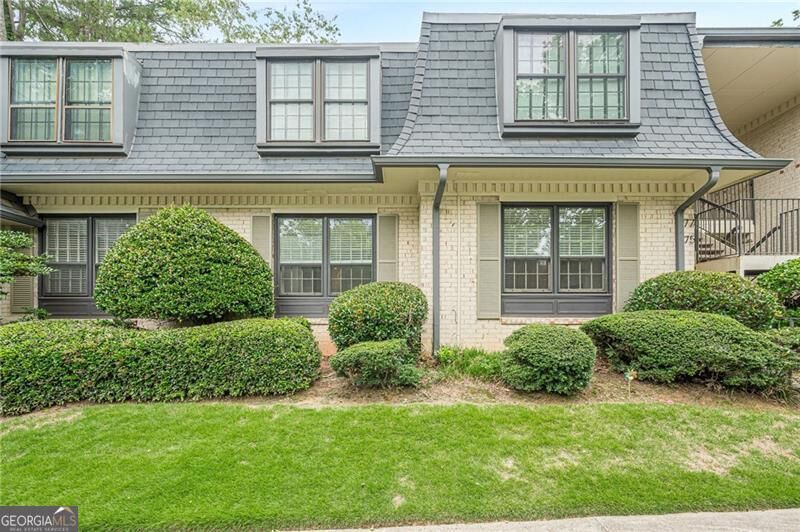 Property Photo: 175 Maribeau Square NW GA 30327