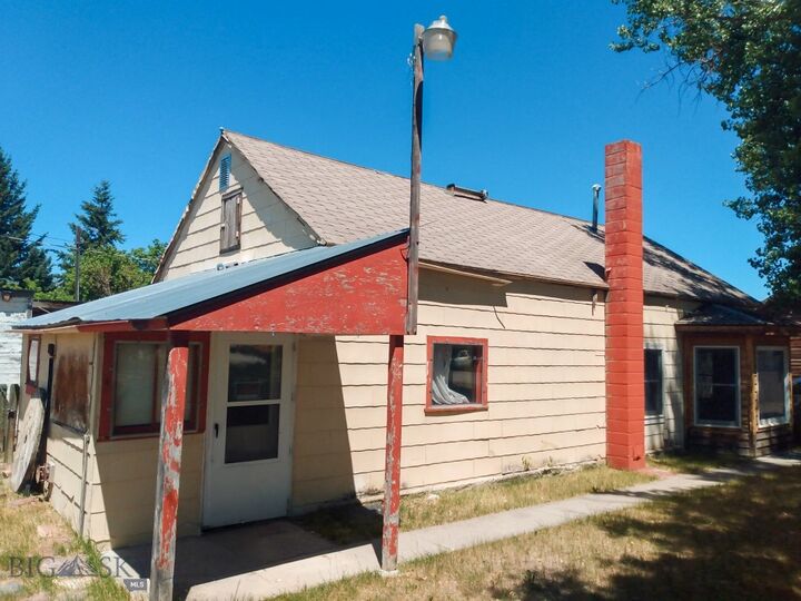 Property Photo:  313 Main Street  MT 59643 