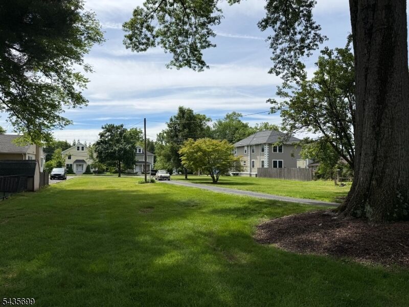 Property Photo:  72 Central Ave 2B  NJ 07940 