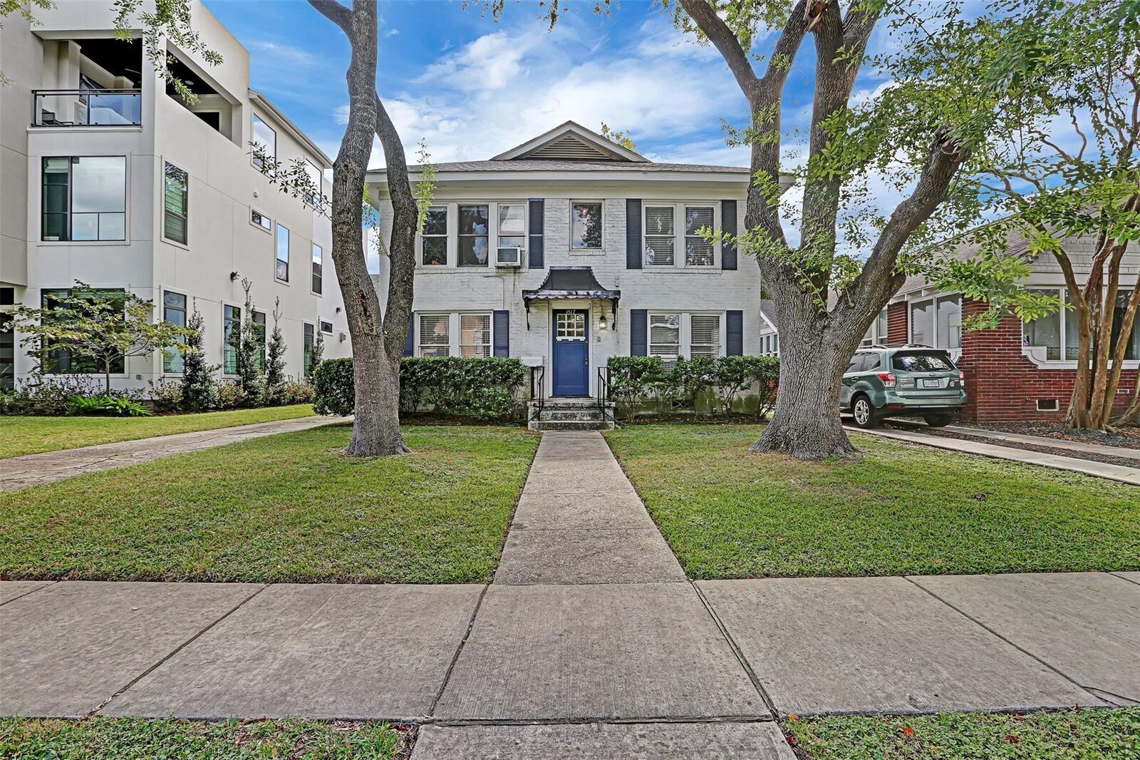 Property Photo:  1517 Bonnie Brae Street  TX 77006 