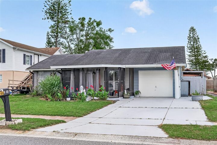 Property Photo:  7644 Humboldt Avenue  FL 34655 