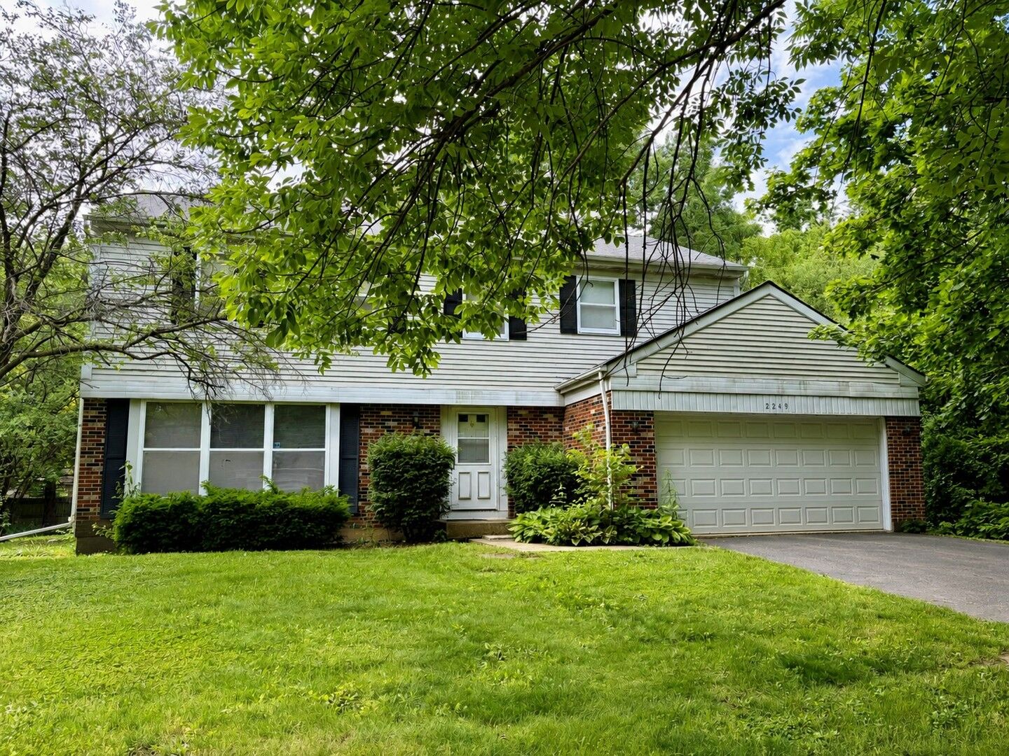 Property Photo:  